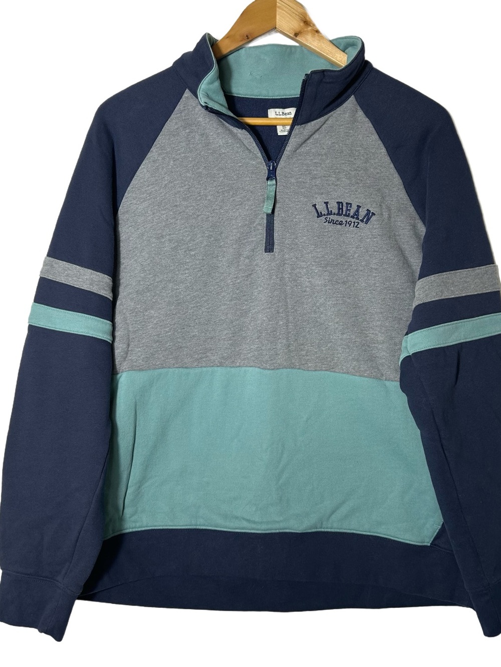 L.L. Bean Pullover Navy Grey Blue Colorblock Quarter Zip